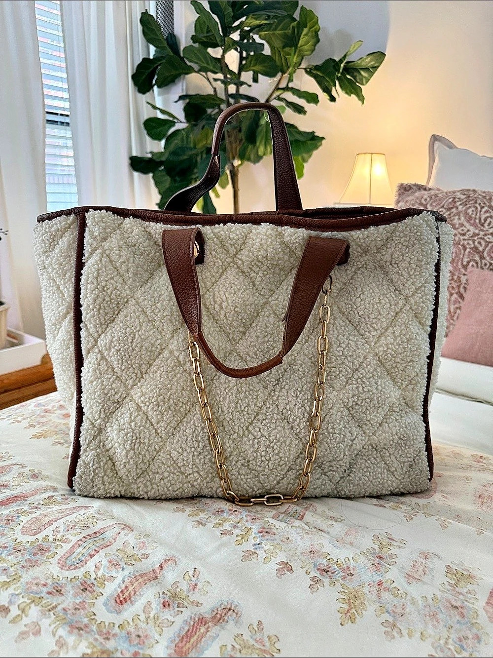 Sherpa Tote in Cream & Brown